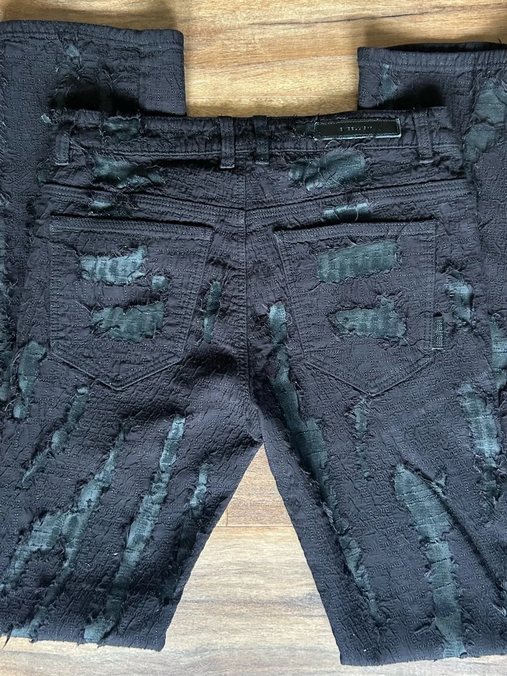 Embellish NYC Black Extreme Distressed Shredded Jeans Size 32